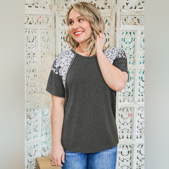 Plus Size Distressed Mix Print Sleeve Tee - Picture 2 of 5